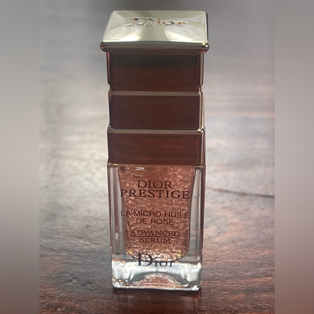 (1 oz $370)DIOR PRESTIGE-LA MICRO HUILE DE ROSE ADVANCED SERUM